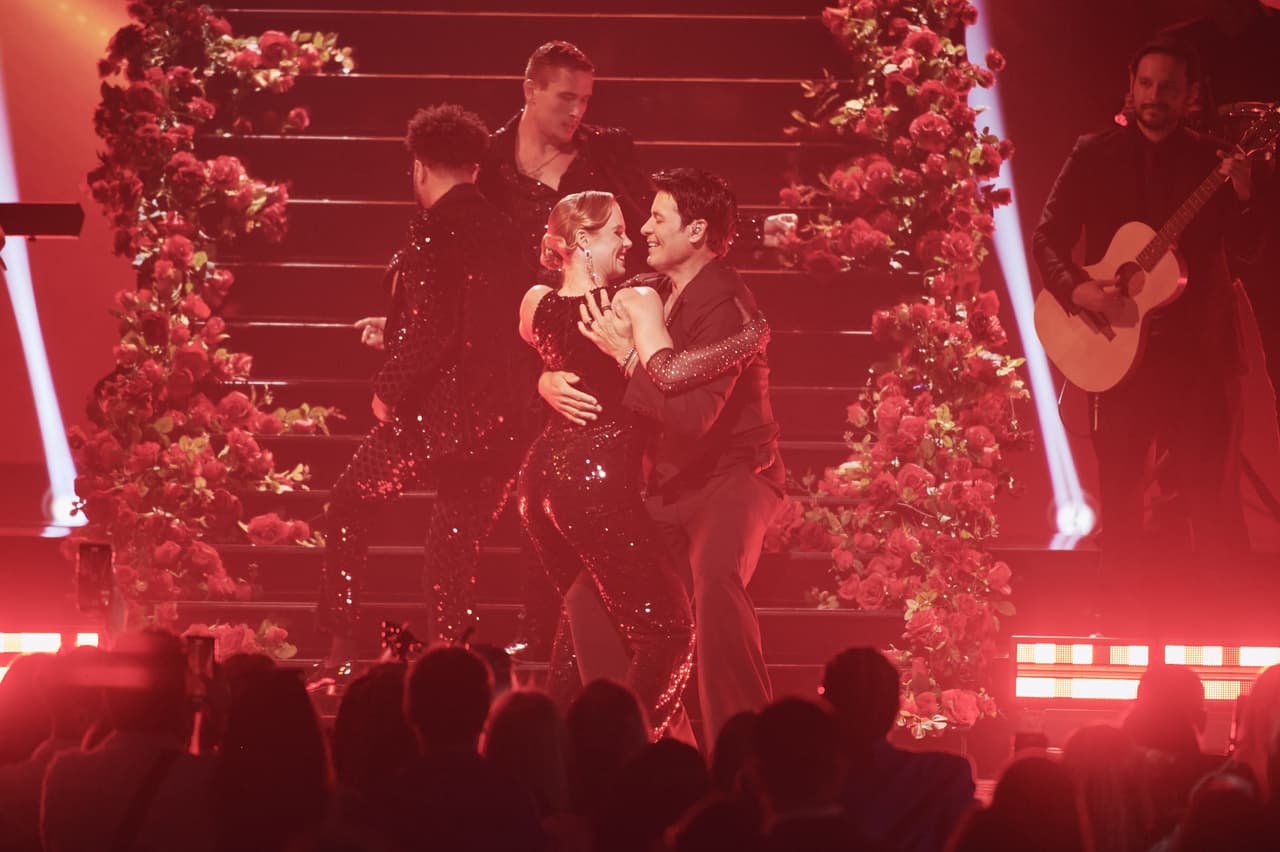 Chayanne en Premio Lo Nuestro 2024.