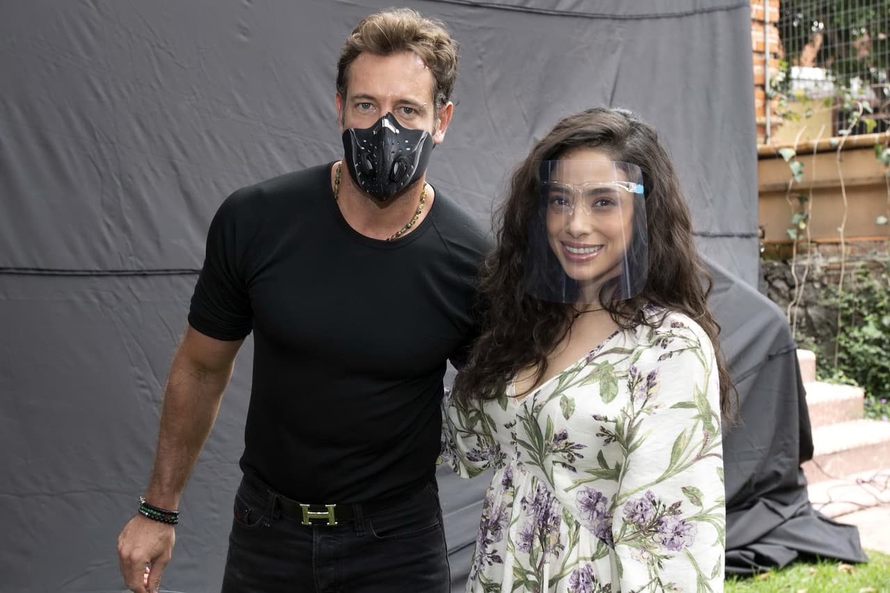 Es seguro que Fátima Molina y Gabriel Soto te atraparán con Te Acuerdas de Mí de principio a fin. No te pierdas las intrigas, la pasión y el romance en el gran estreno de la novela el lunes 8 de febrero a las 9P/ 8C por Univision.