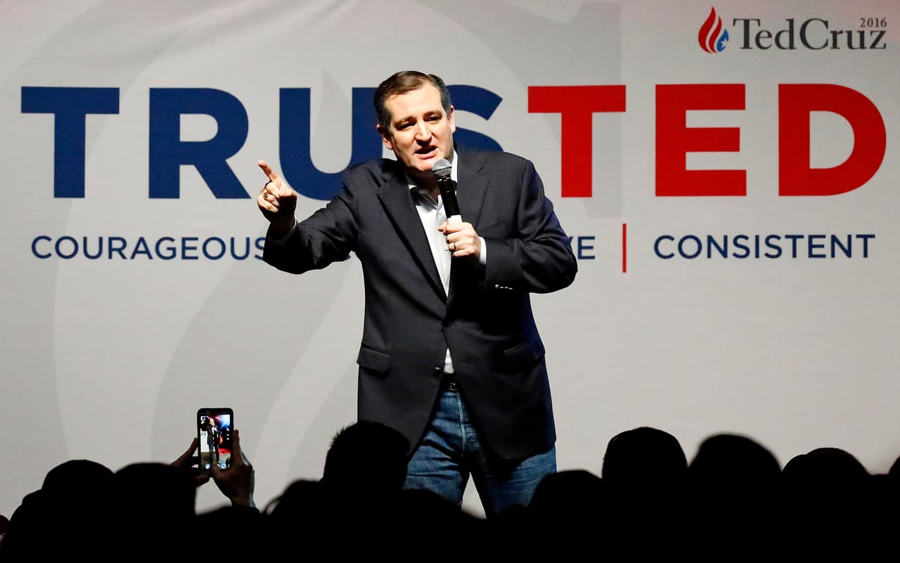 A unas horas de que se abran las casillas para las elecciones del Súper Martes, el candidato republicano Ted Cruz hizo una gira por Texas para conseguir más apoyo. Cruz comenzó su gira con Dallas, para luego visitar San Antonio y seguir más tarde con Houston. De acuerdo con expertos, las elecciones de este 1 marzo podrían determinar quiénes serían los candidatos presidenciales que competirán en las elecciones de noviembre.