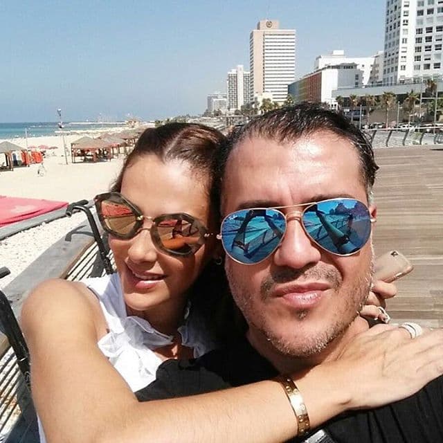 La cantante y actriz viajó a Israel con algunas amistades para celebrar con anticipación su cumpleaños.