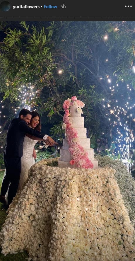 Según TVNotas el pastel era de vainilla y durazno.