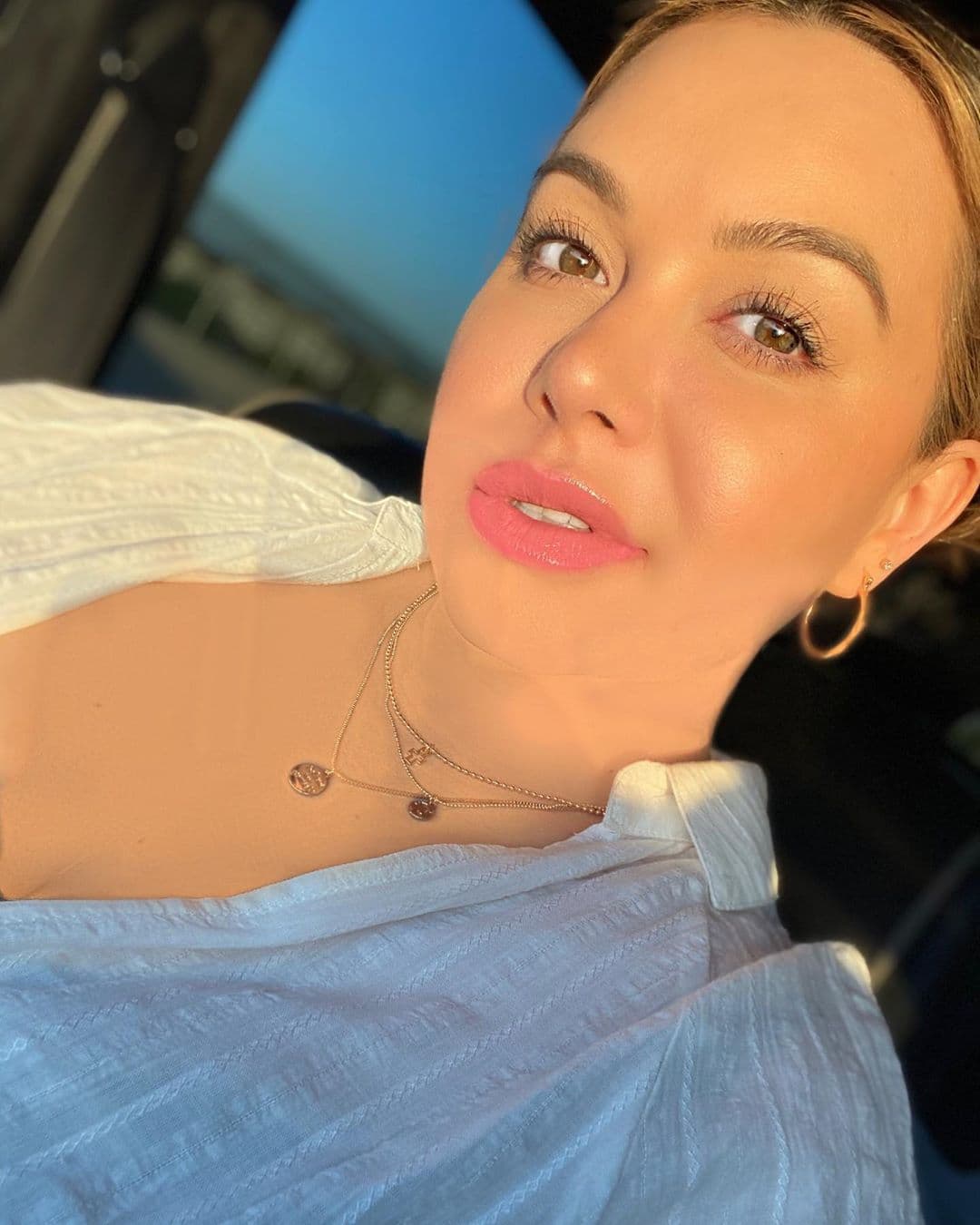 Y añadió, “que una mujer tenga el coraje, la valentía…que se ame y se respete lo suficiente para dejar atrás lo que no le hace bien”.