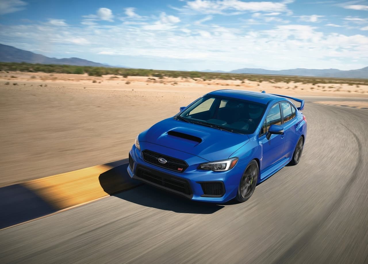 <b>En imagen: </b>Subaru WRX STI
<br>
<br>
<b>Potencia:</b> 305 caballos de fuerza
