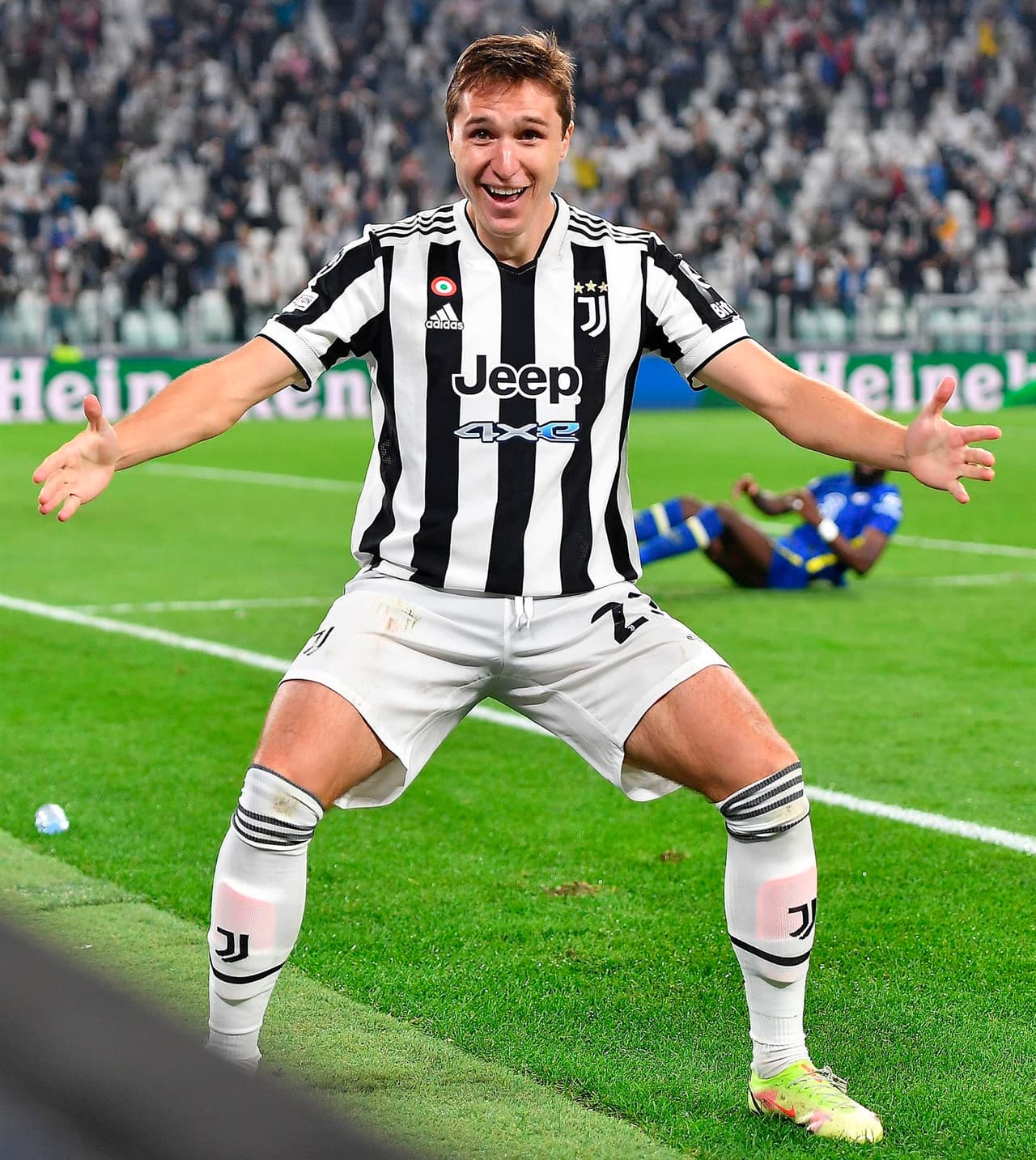 La Juve le peleó hasta el último minuto a los actuales campeones de la Champions League y se queda con la victoria 1-0 gracias al gol de Federico Chiesa al minuto 46’, durante la fase de grupos.