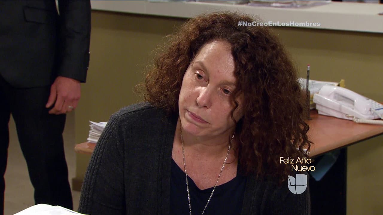 Mientras tanto en el juicio todo iba muy mal, Josefa estaba lanzando su veneno.