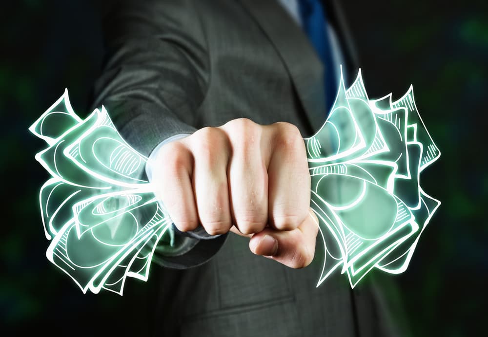 La energía es para estar muy avispado, comprar enseguida, vender enseguida y no esperar para después, negocios cortos y breves, pero productivos.
<br>