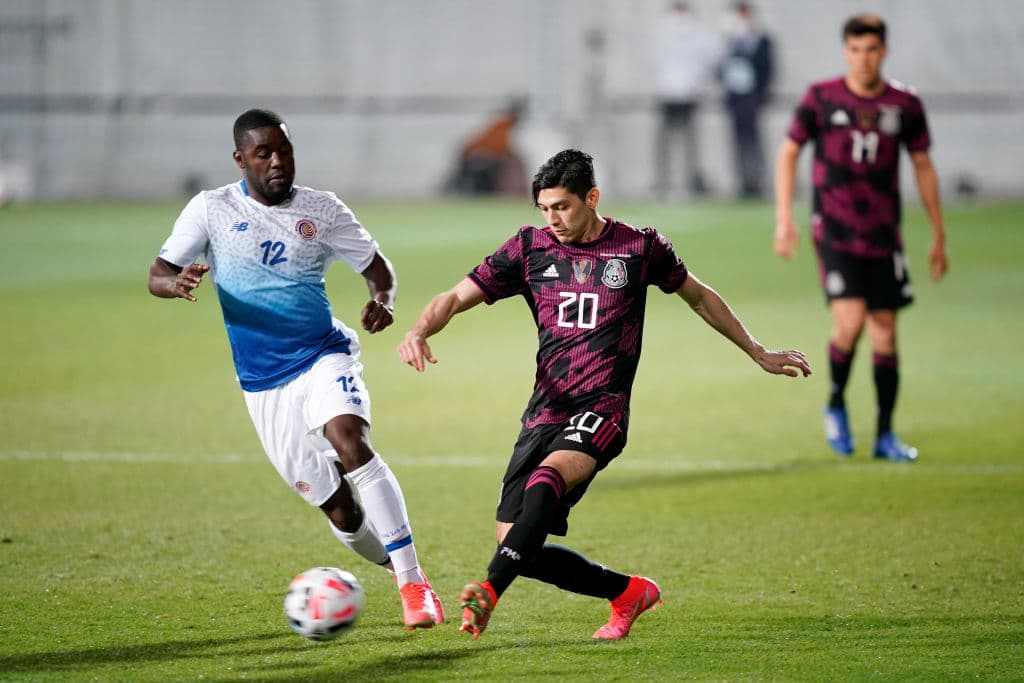 Mexico derrota a Costa Rica durante partido amistoso internacional. Con sede en Austria, el Tri con un remate de cabeza de Hirving 'Chucky' Lozano, logra imponerse por la mínima y se lleva la victoria. Es así cómo la selección dirigida por Gerardo Martino, finaliza sus partidos de práctica por Europa.