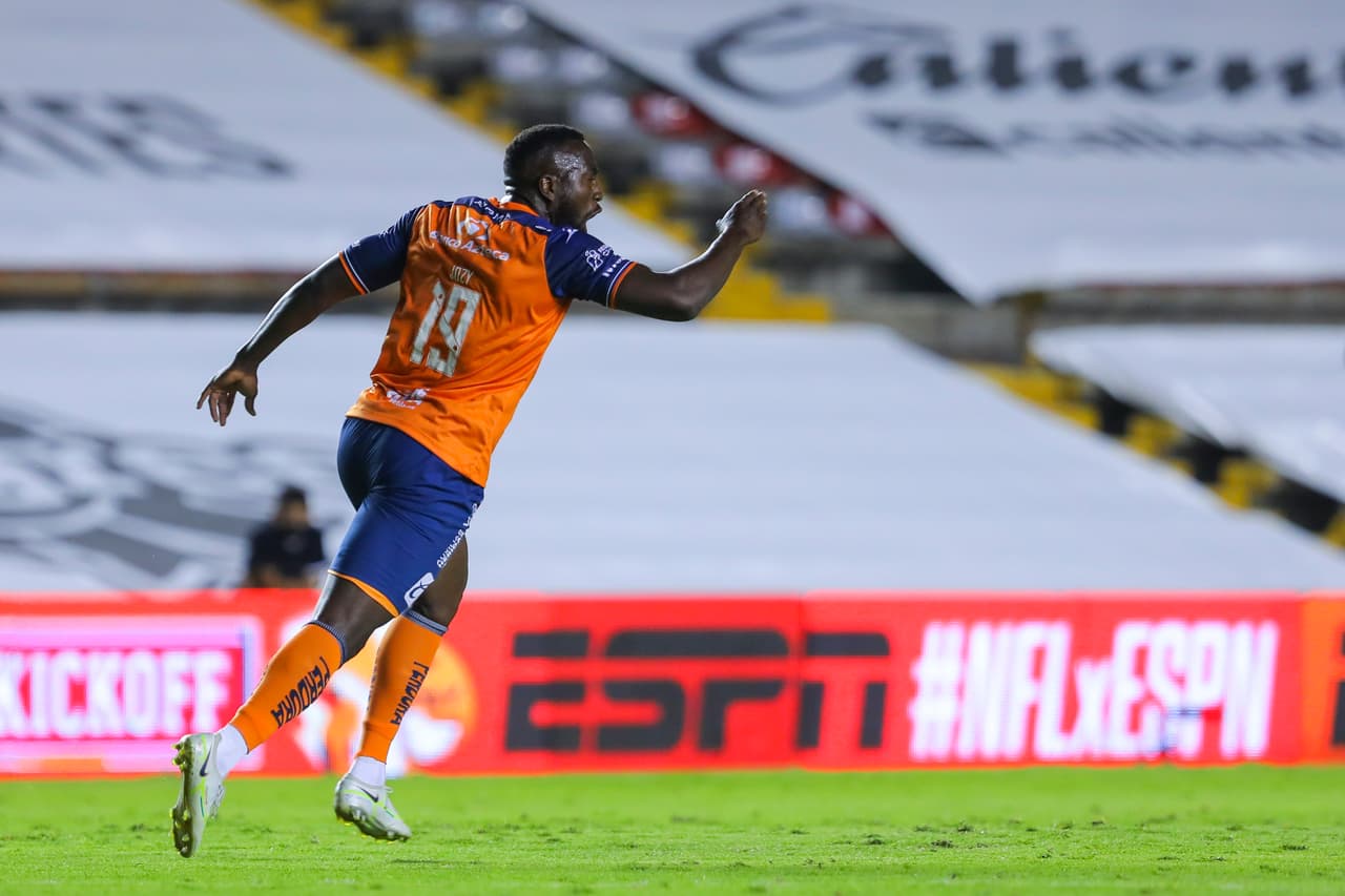 Jozy Altidore fue víctima de insultos racistas en Puebla