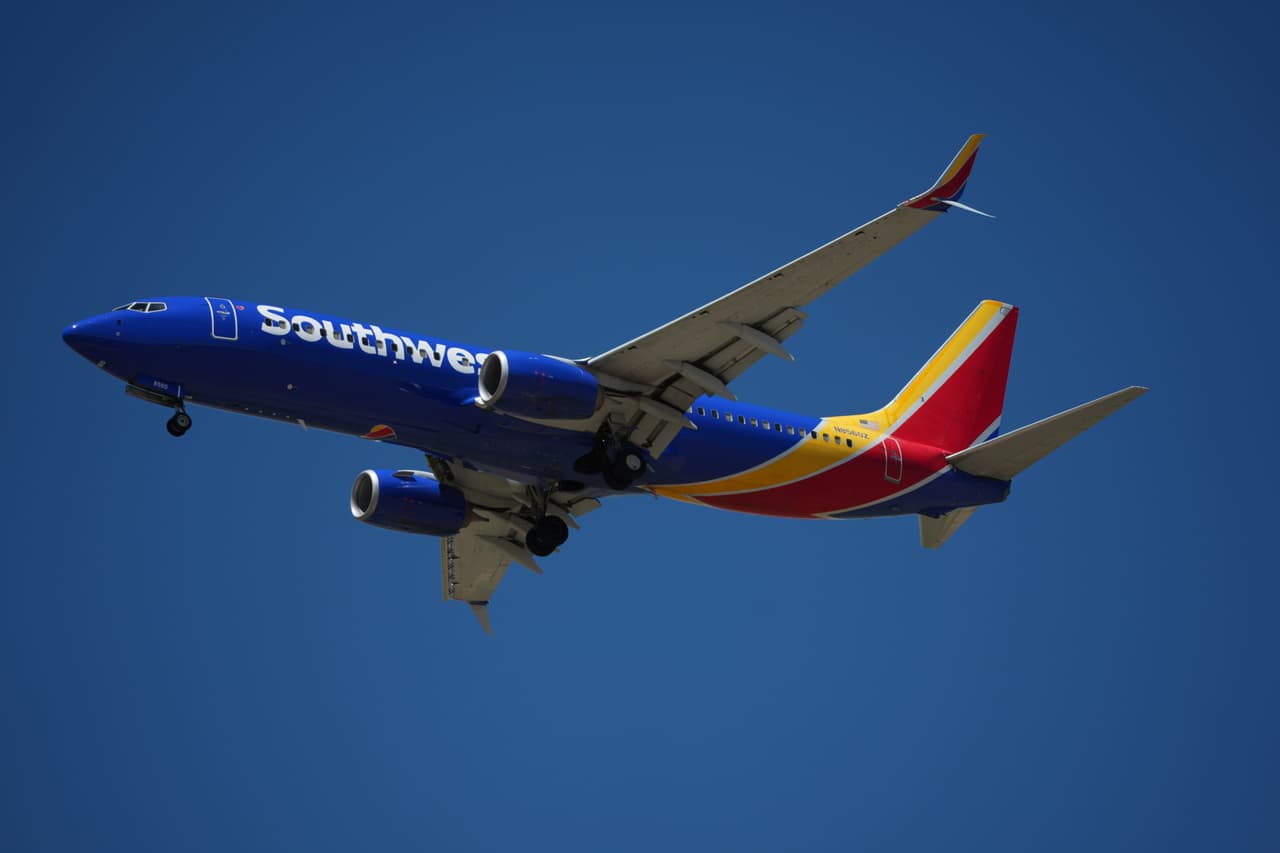 ICE detiene a auxiliar de vuelo de Southwest Airlines mientras trabajaba en aeropuerto de Nashville