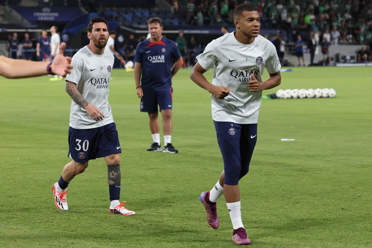 Mbappé y Messi se entrenan con el PSG y apuntan a jugar ante el Bayern