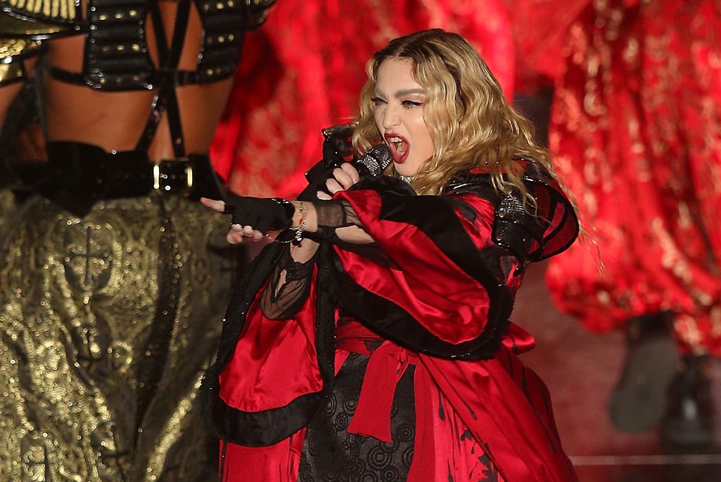 Madonna, junto a Avicii presentaron su espectáculo en 2012.