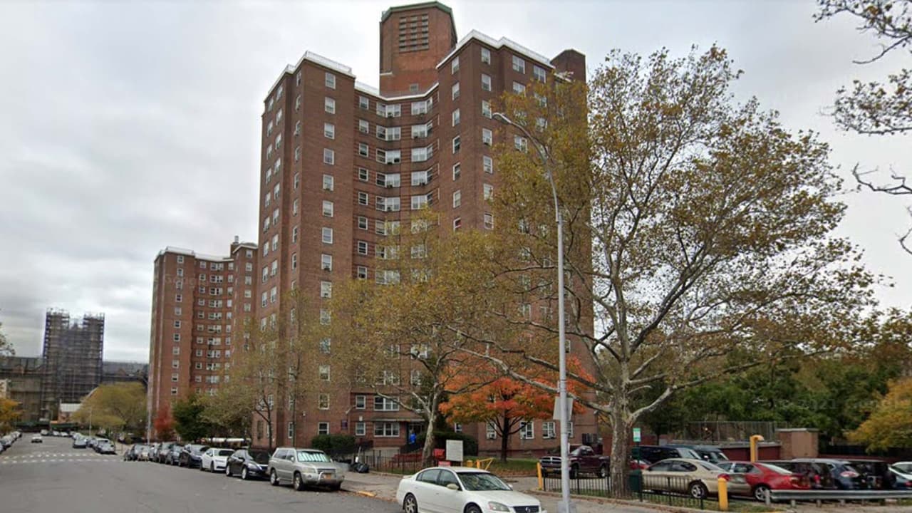 Milagrosamente, un niño de 2 años sobrevive tras caer desde el noveno piso de un edificio en el Bronx