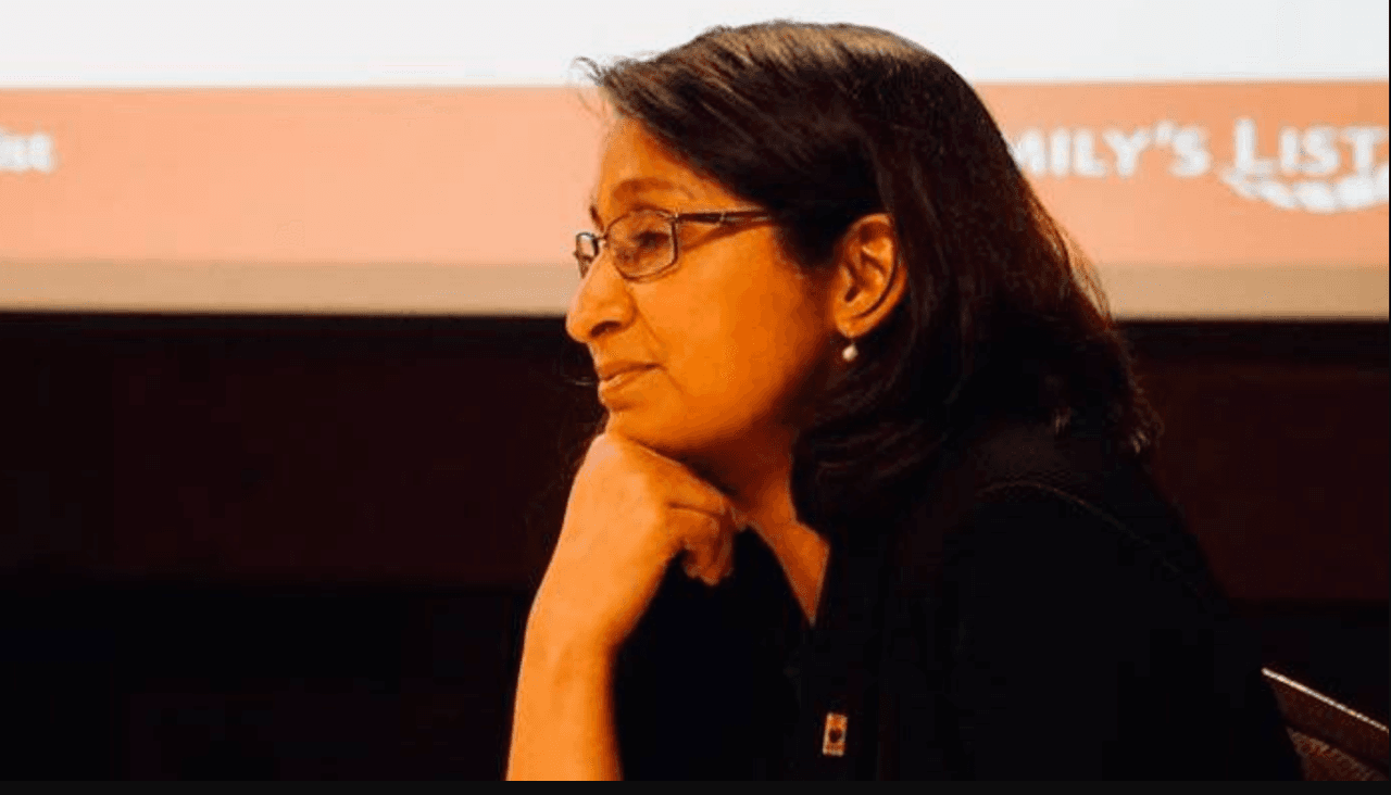 Por qué esta mujer destaca entre el trío de líderes hispanos de la campaña de Joe Biden