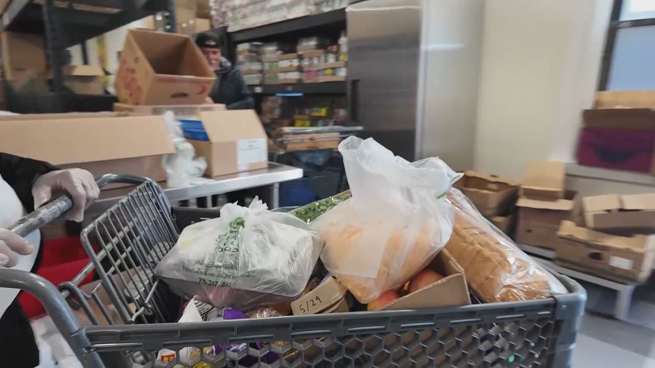 Miles de inmigrantes en Illinois perderán acceso a beneficios de SNAP: ¿qué opciones tienen?