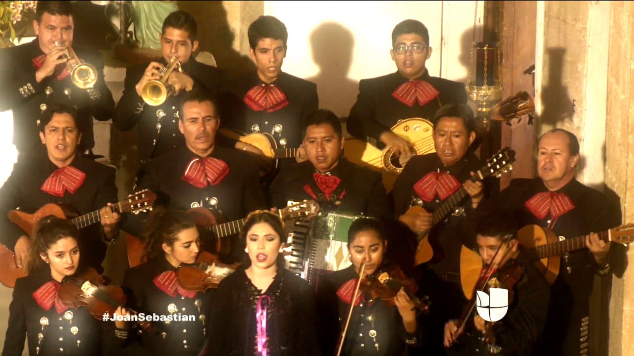 El coro de la iglesia fue su inspiración para ingresar al seminario.