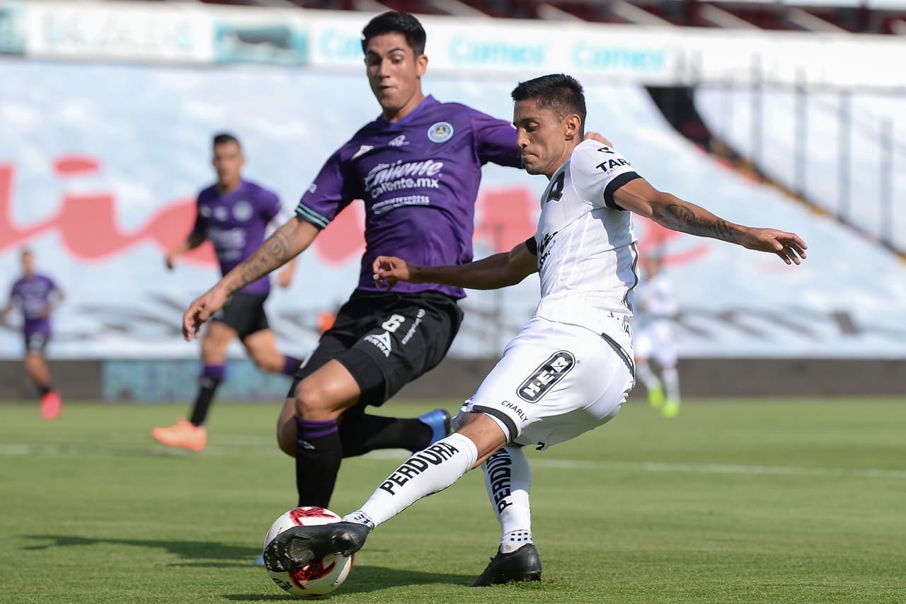 Con goles de Omar Islas y Mario osuna, Queretaro y Mazatlán reparten puntos en la Corregidora y Mazatlán consigue un histórico punto.
