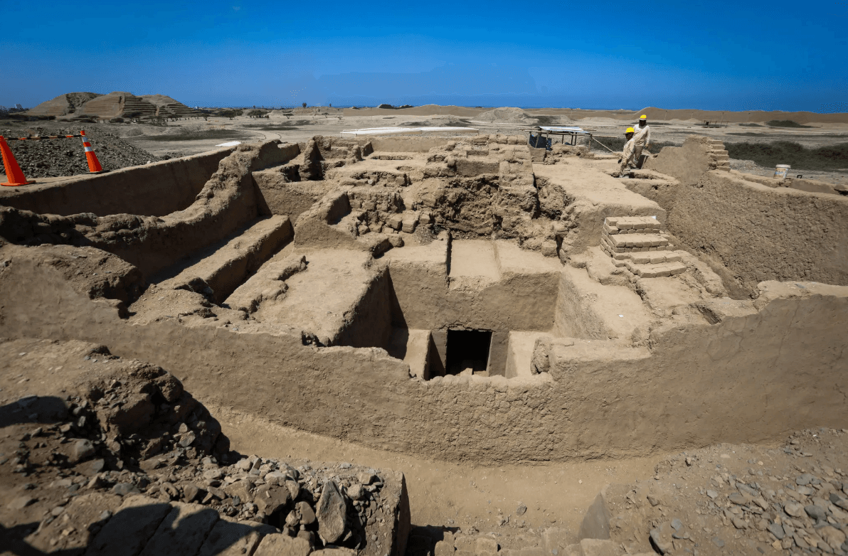Descubren en Perú una tumba Chimú con restos de 38 personas que permaneció protegida durante más de 600 años