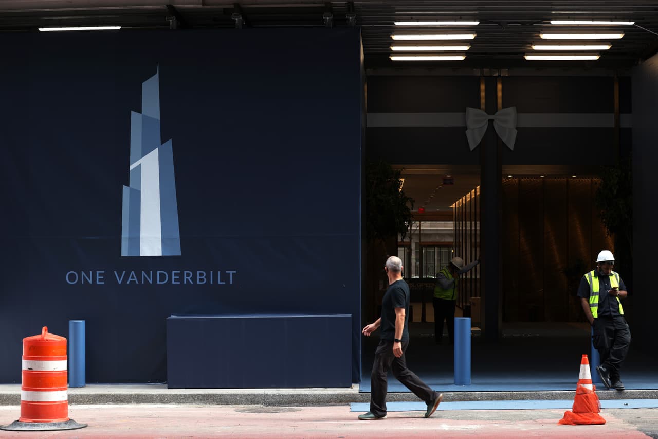Una robusta lista de firmas financieras, bancarias y legales de primer nivel que ya se han comprometido a alquilar espacio en One Vanderbilt.