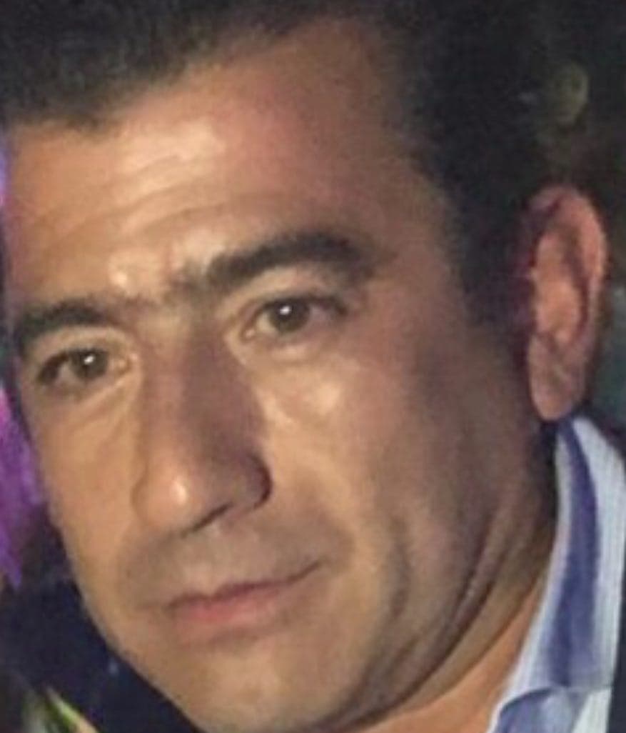 El 30 de octubre, a un mes del asesinato del empresario mexicano, Sharis lo recordó nuevamente: "Tus hermososo ojos me miran. Te amo".