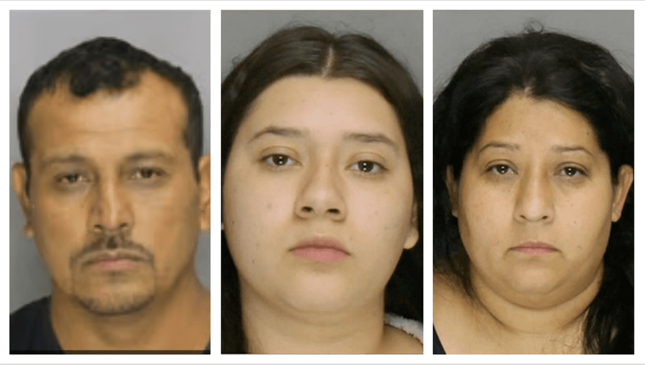 Abel Castro, Samantha Vásquez y Alejandra Castro.