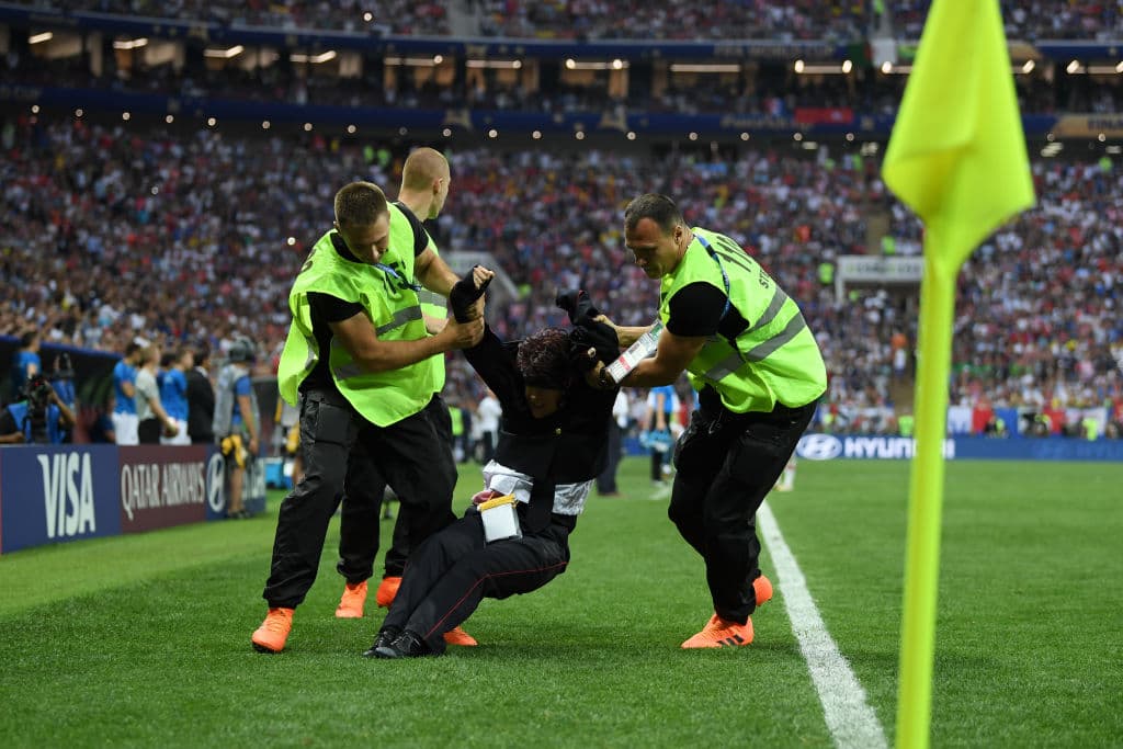 Y por último, su quinta exigencia fue no fabricar acusaciones criminales.