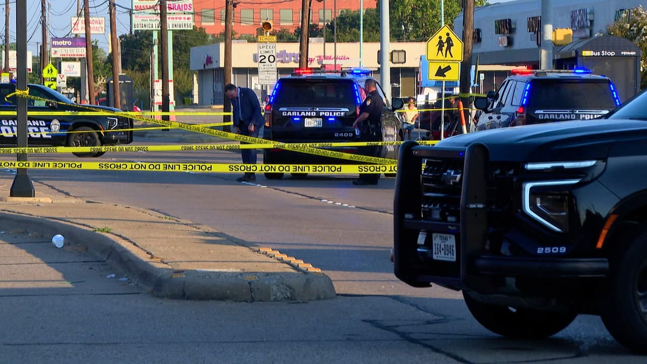 Policías de Garland investigan la escena en Broadway Boulevard y Colonel Drive tras el tiroteo que dejó un hombre muerto.