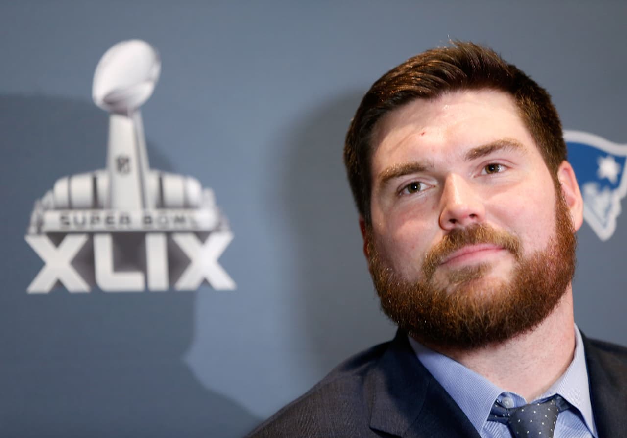 El ex liniero ofensivo de los Patriots Dan Connolly se retiró de la NFL