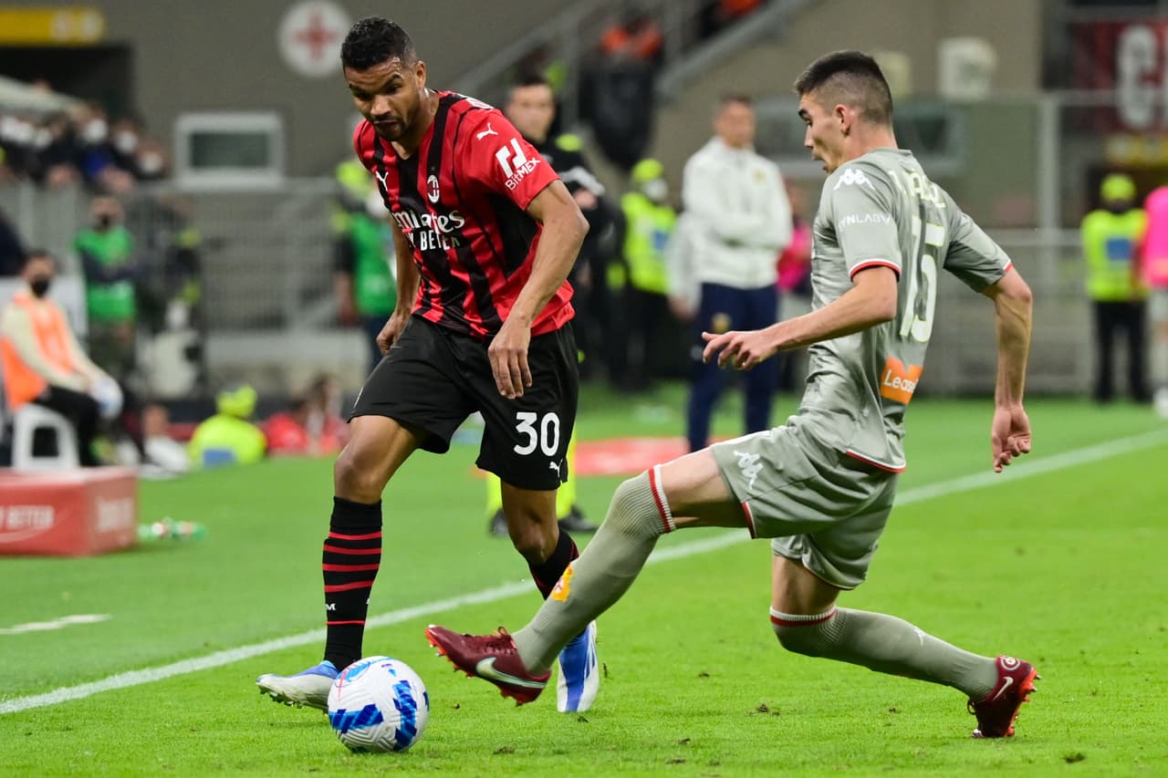 Milan derrotó 2-0 al Genoa del mexicano Johan Vásquez en la Jornada 33 con tantos de Rafael Leao y Junior Messias.