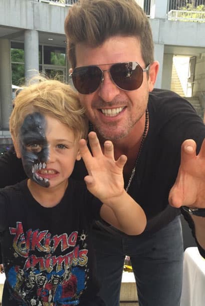 Miren lo lindos que lucen Robin Thicke y su hijo Julien Fuego, sí aunque no lo crean, así lo llamó.