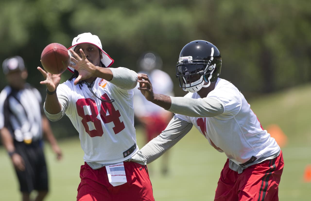 Roddy White: Los Falcons deberían llegar a un acuerdo con Julio Jones ahora