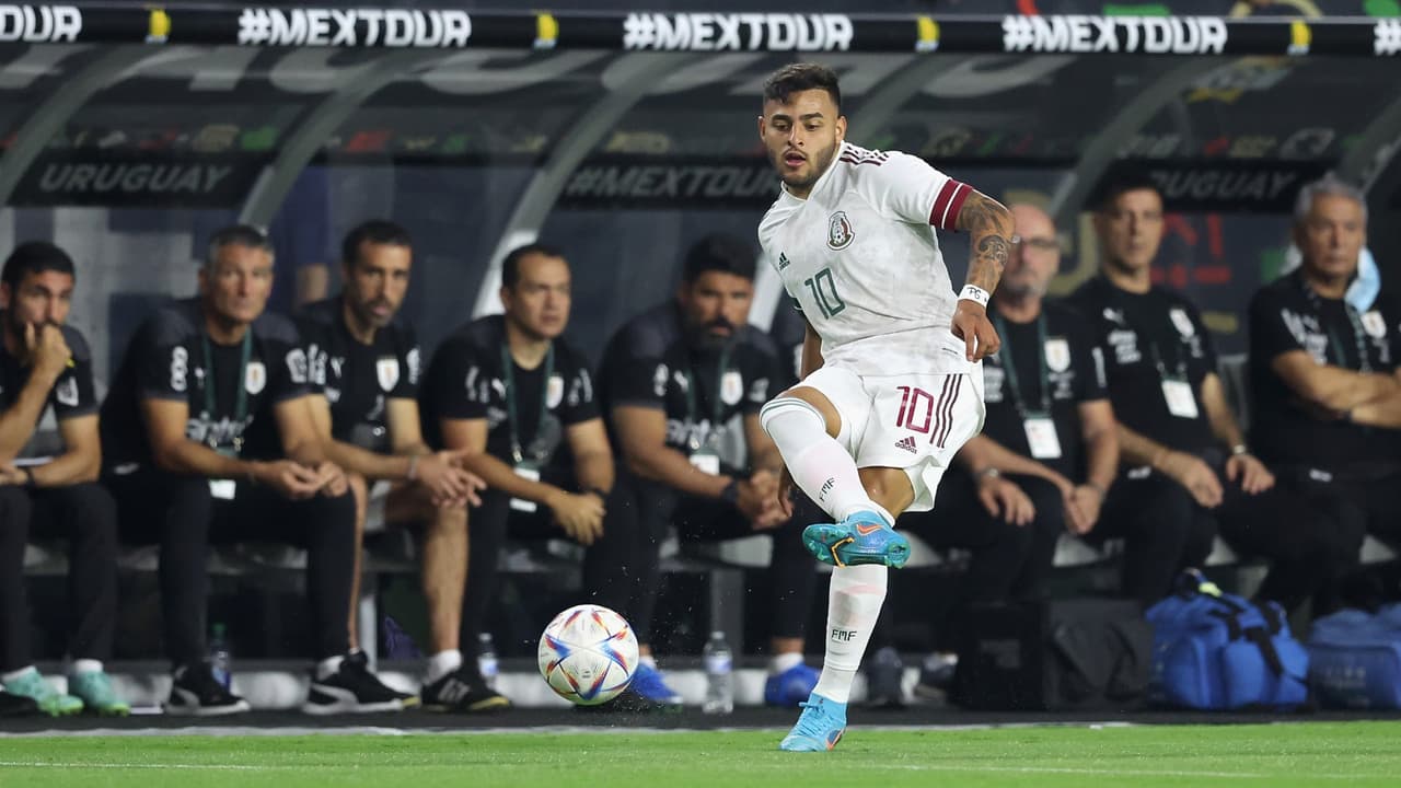 El dilema de 'Tata' Martino para el partido ante Colombia: ¿Uriel Antuna o Alexis Vega?