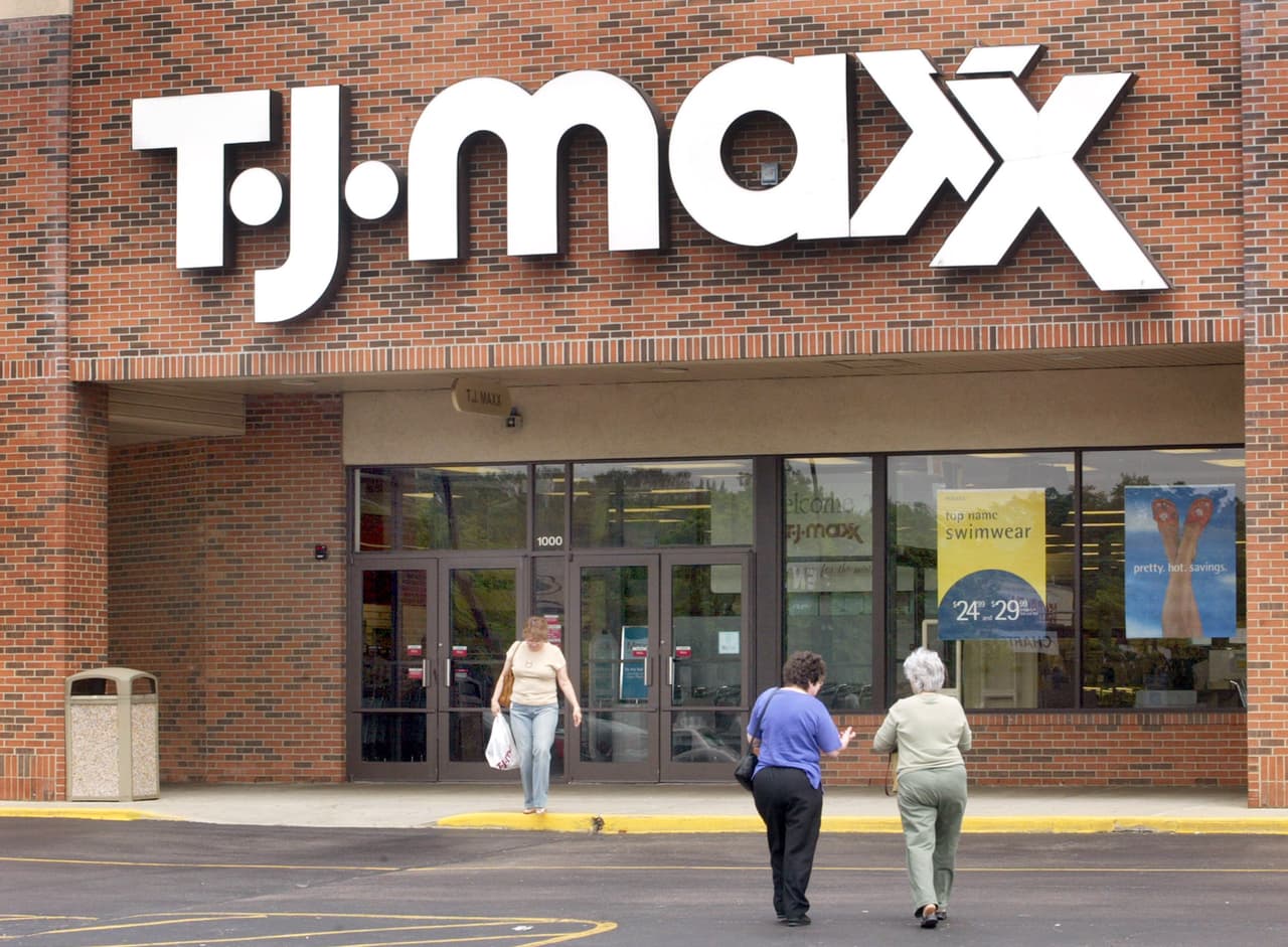 T.J. Maxx, abierto para Black Friday a las 7:00 am