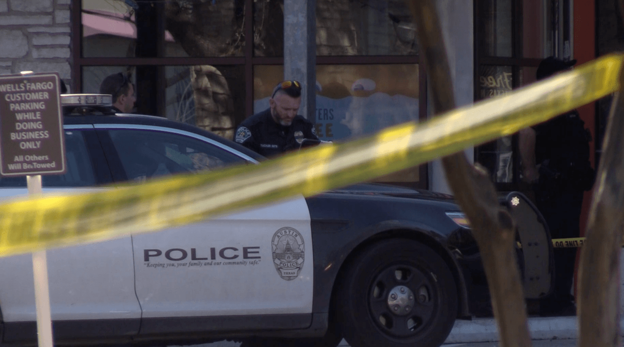 Identifican como un hombre de 27 años al sospechoso de apuñalar a cuatro personas al sur de Austin