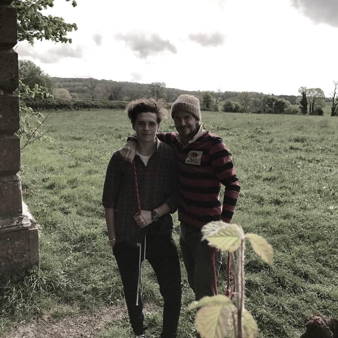 Además del libro, 24 impresiones originales de las fotos se expusieron en la sede londinense de Christie's. Según ha informado
<i>The Daily Mail</i>, los beneficios de esta muestra se destinarán a ayudar a los niños afectados por el incendio de la torre Grenfell del pasado 14 de junio, en el que murieron al menos 79 personas.