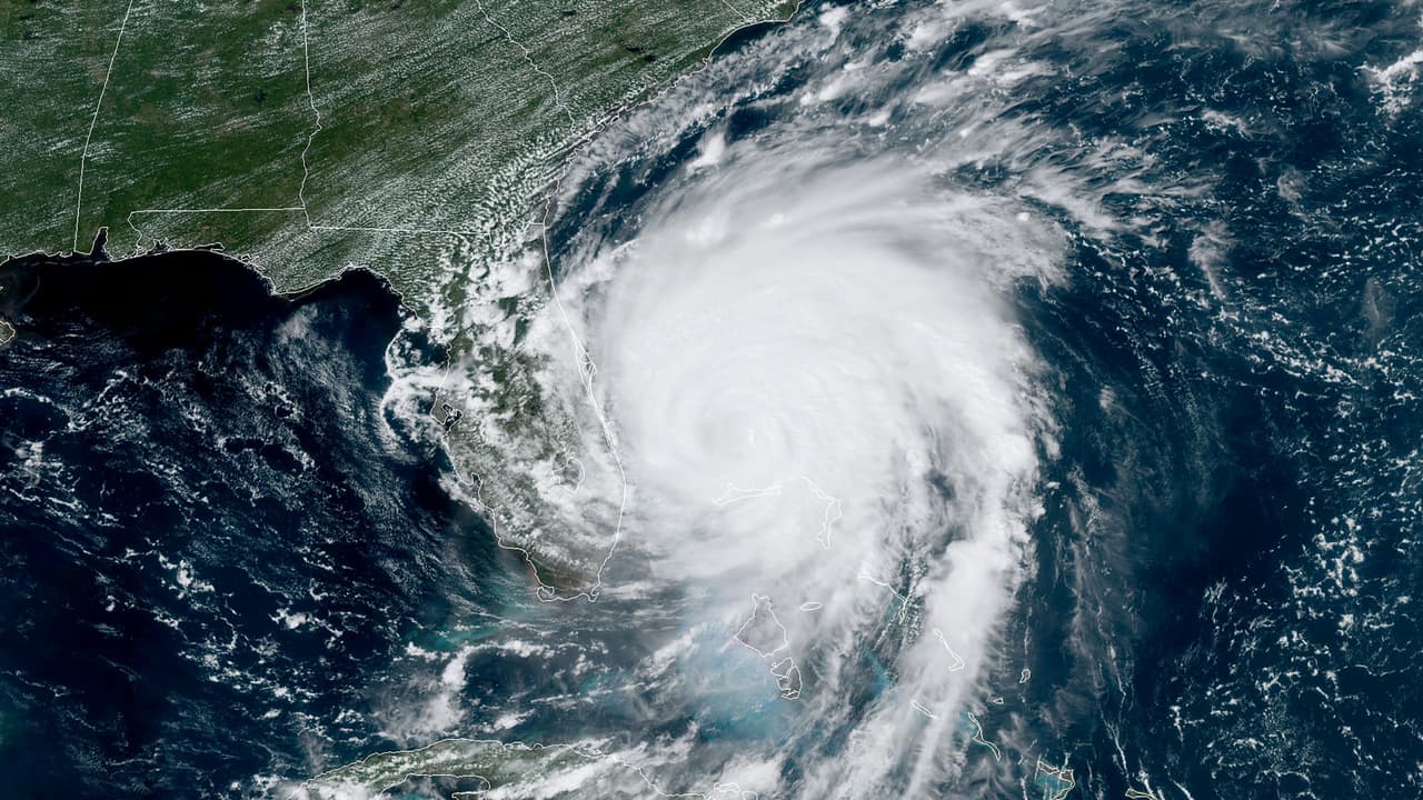 El huracán Dorian se debilita, aunque sigue siendo un peligro para Georgia