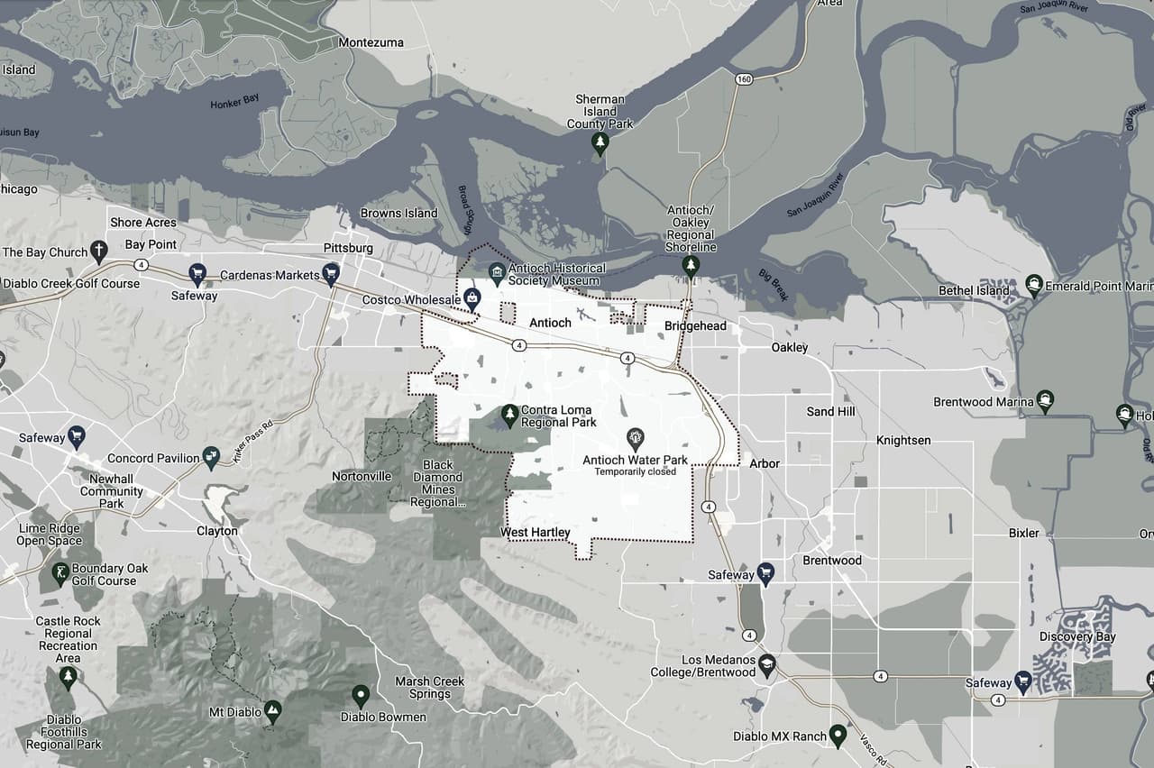 Los agentes hallanaron por lo menos cuatro propiedades en el sureste de Antioch, una ciudad del condado de Contra Costa al este de la Bahía de San Francisco.