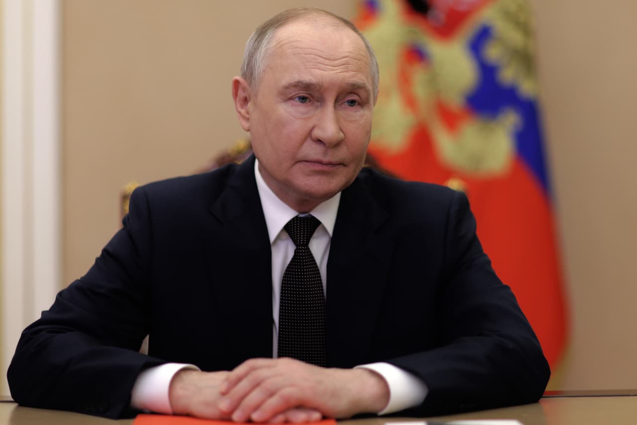 El presidente Vladimir Putin durante una reunión del Consejo de Seguridad en Moscú, Rusia, el 27 de marzo de 2026.