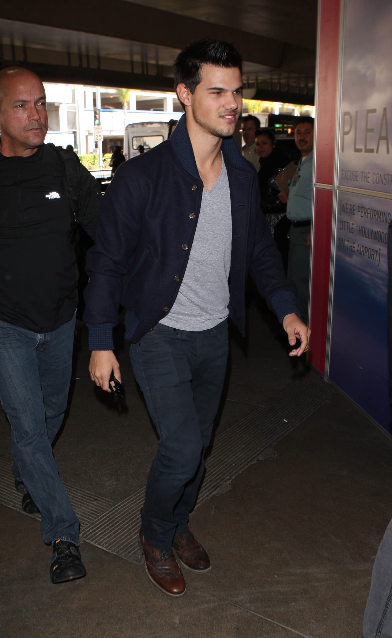 El hombre lobo más famoso de nuestros tiempos es también uno de los mejor vestidos.