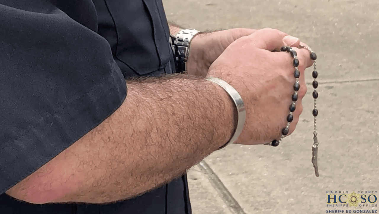 “Estamos preocupados por los contagiados y por sus familias”, concluyó el sheriff González.