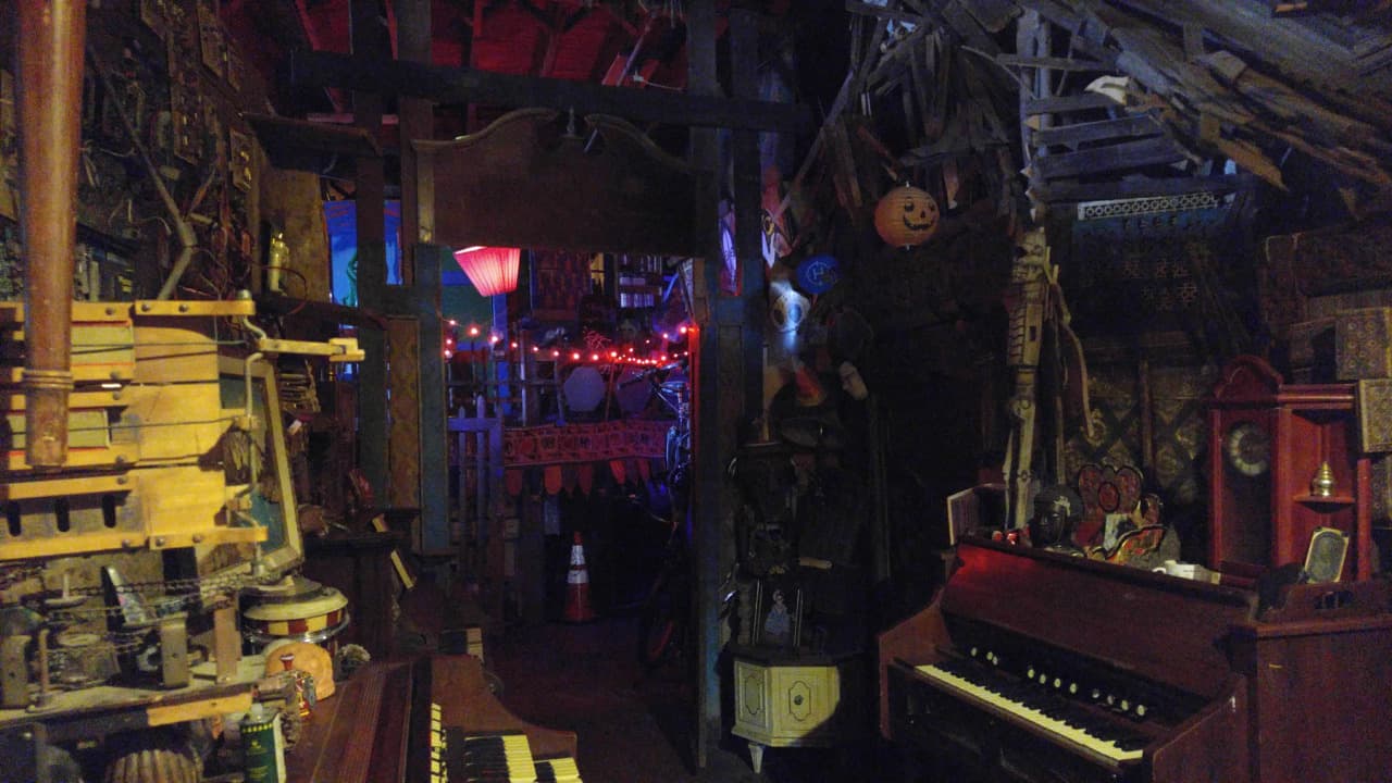 Imágenes de 'Ghost Ship' en Oakland antes del trágico incendio