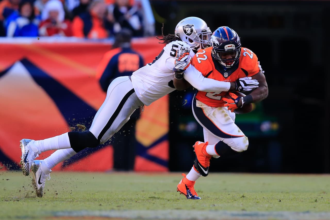 Oakland Raiders contrata a CJ Anderson