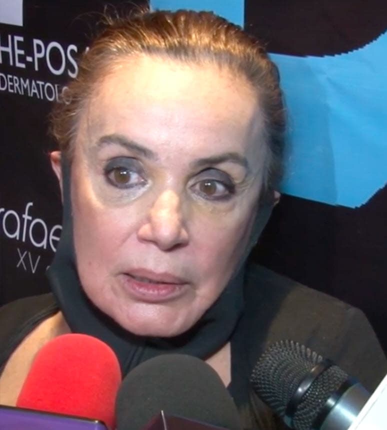 Un par de semanas antes, el 12 de octubre, Tita dijo que los abogados de su hijo estaban analizando la posibilidad de solicitar la custodia de los niños debido a los problemas legales que enfrenta Inés Gómez Mont y su esposo Víctor Manuel Puga.
<br>