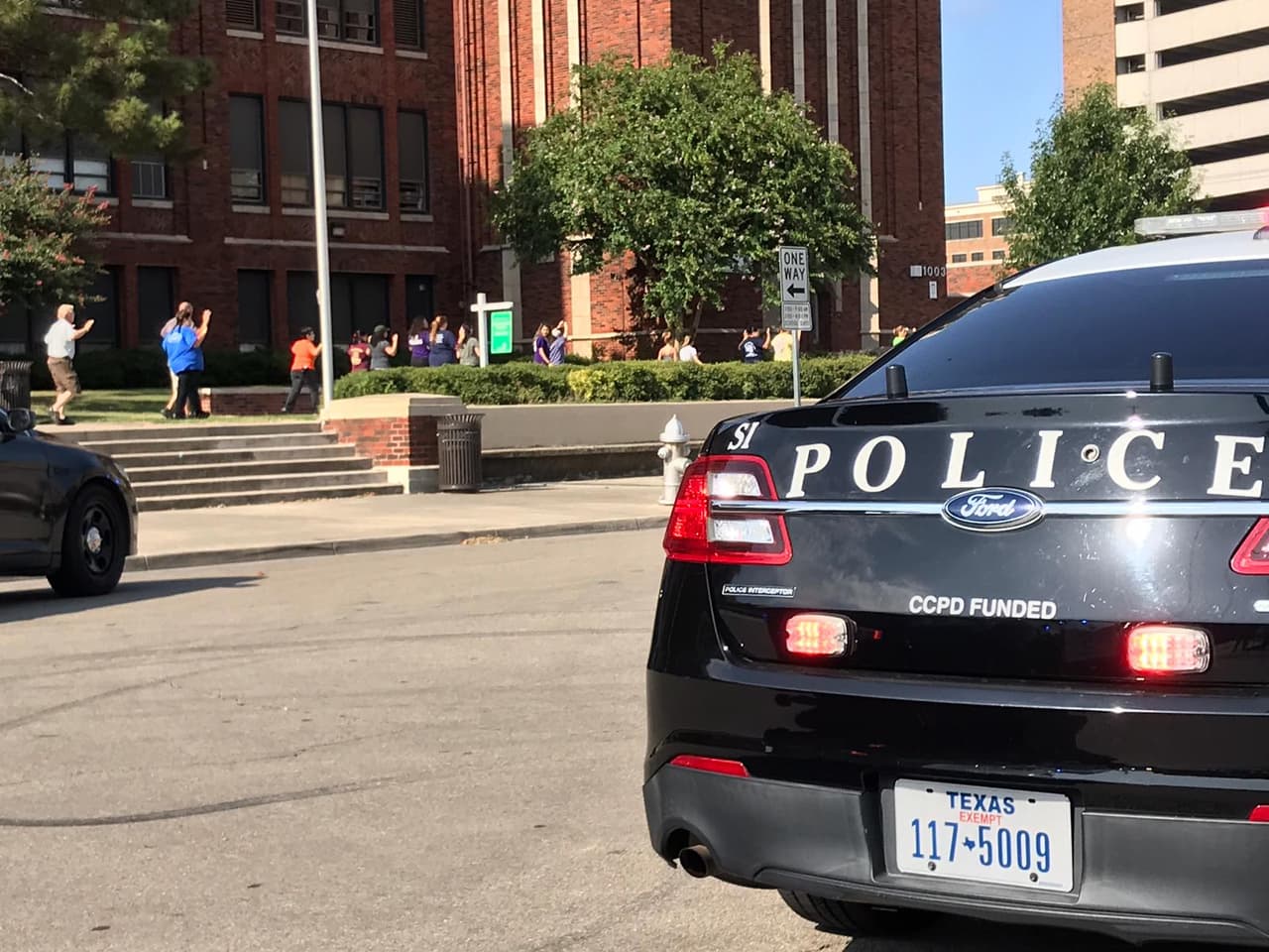 El ejercicio busca agilizar el rescate, la clasificación y la ayuda a víctimas o civiles inocentes durante una amenaza.
<br>