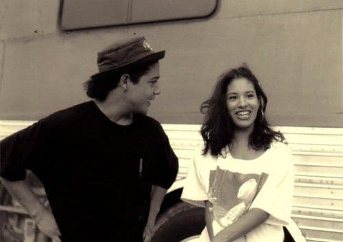 Chris Perez además de ser parte de su banda, robó su corazón.