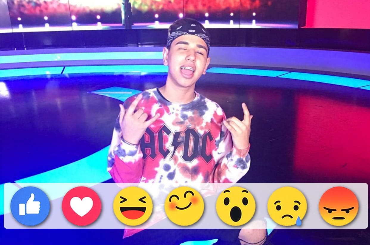 Para usuarios de Google Play descarga
<b><a href="https://play.google.com/store/apps/details?id=com.screenz.conecta&hl=es" target="_blank">aquí</a></b>.
<br>Para usuarios de iOS descarga
<a href="https://itunes.apple.com/us/app/univision-conecta/id1031087873?mt=8" target="_blank"><b>aquí</b></a>.