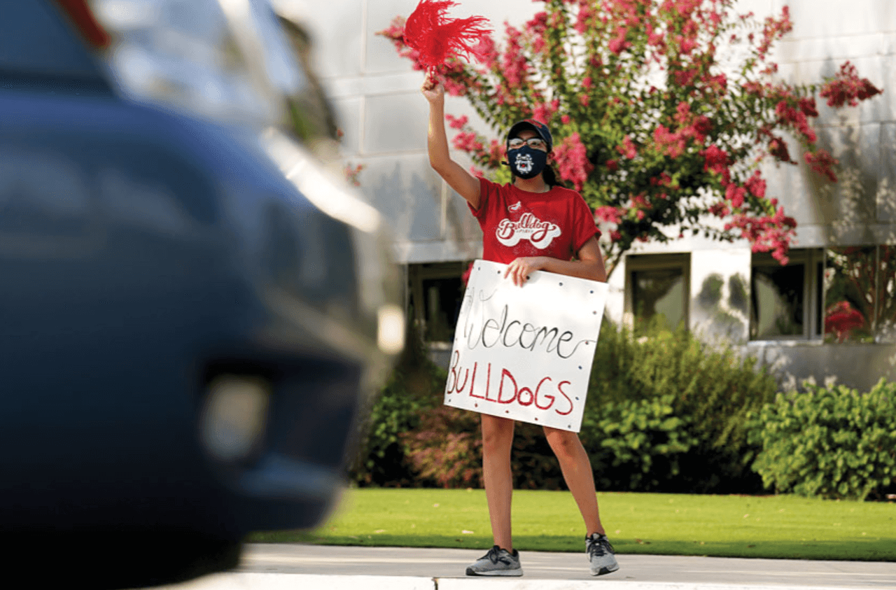 La revista de Fresno State publicó las imágenes que mejor capturaron la esencia del 2020 en la universidad.
