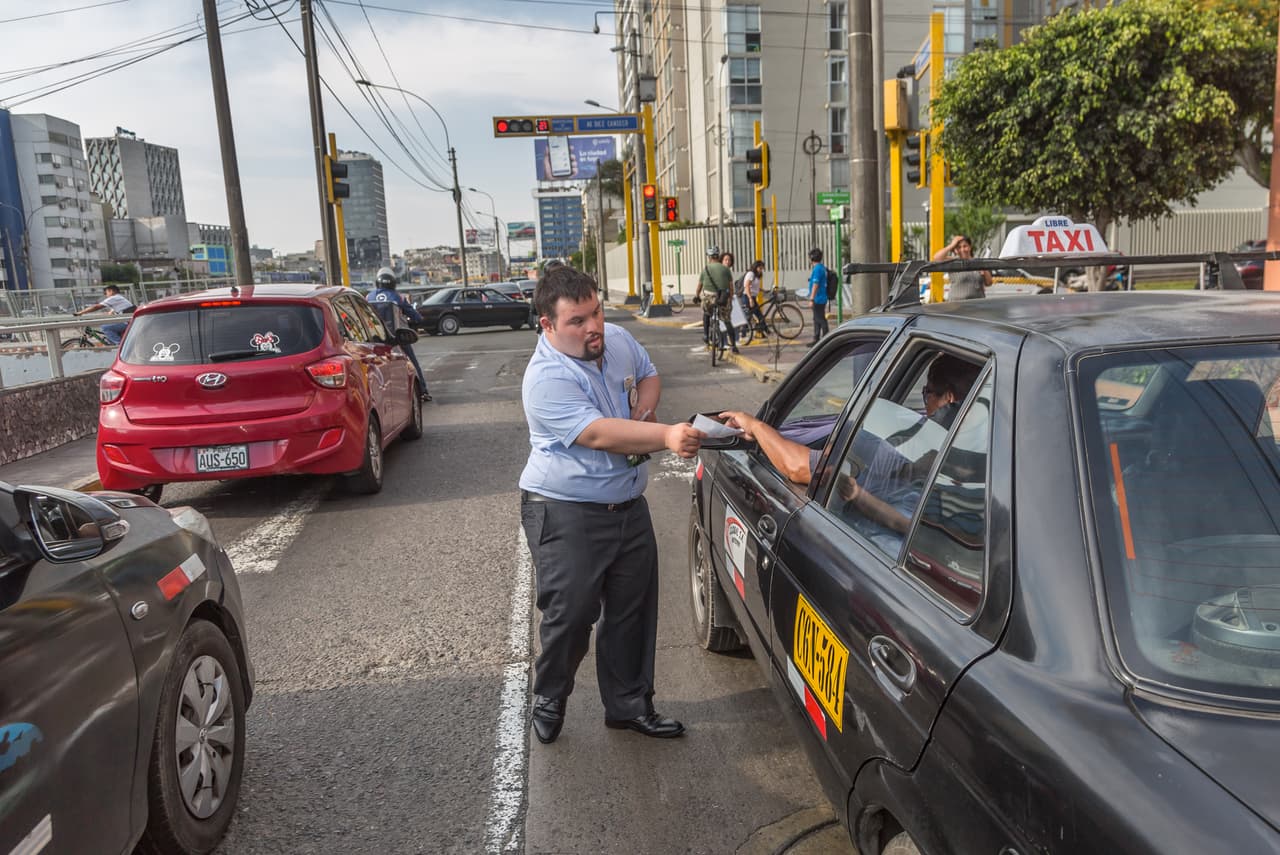 “Mi familia sintió al principio temor de mi decisión de lanzarme a la campaña, porque les da miedo que me pase algo. Pero siempre he tenido su respaldo. Sin el apoyo de la familia, tienes una gran dificultad”, cuenta.
<br>
