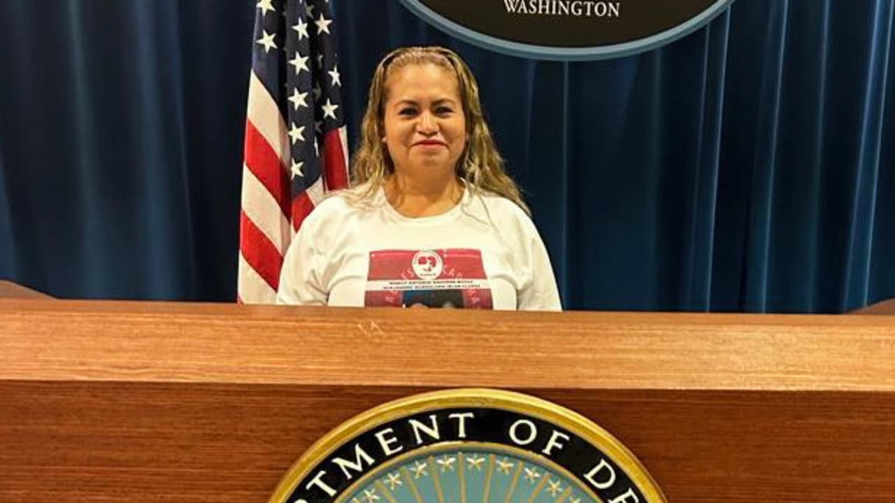 Reconocen en DC labor de Ceci Flores, madre mexicana que se hizo buscadora tras la desaparición de sus hijos