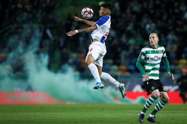 El Porto le da la vuelta al partido y vence al Sporting de Lisboa 2 goles a uno. 'Tecatito' Corona dio una asistencia para gol y fue titular en el partido.