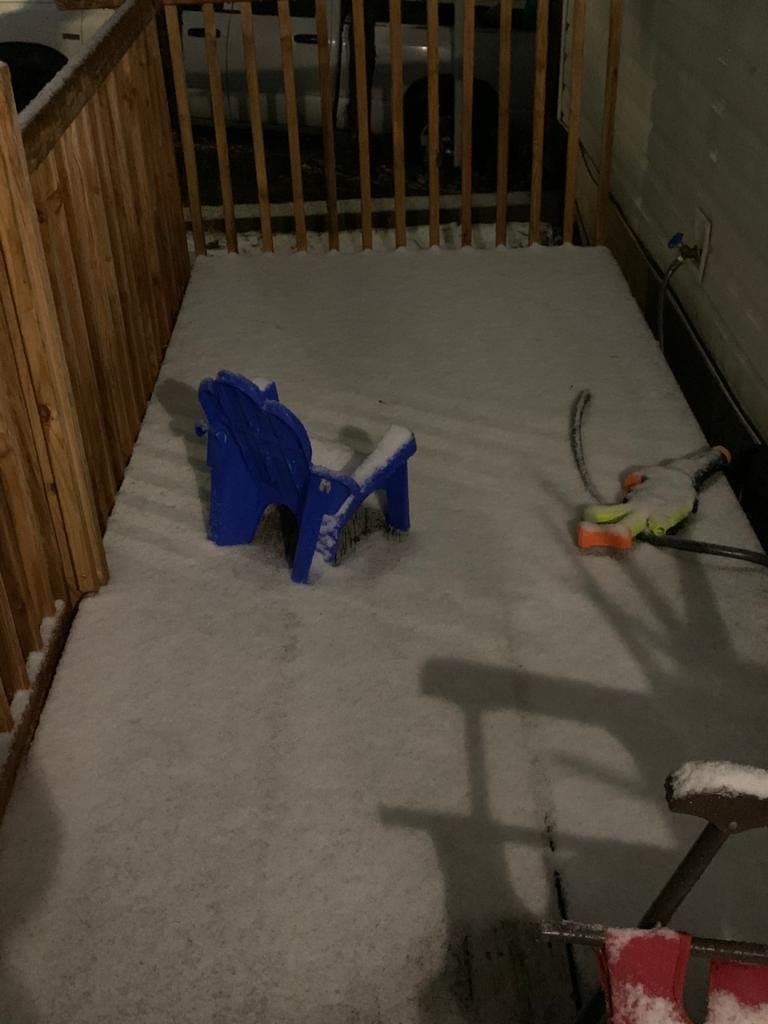 Mirian Consuelo de Gálvez nos envió esta fotografía con la nieve en Georgia.